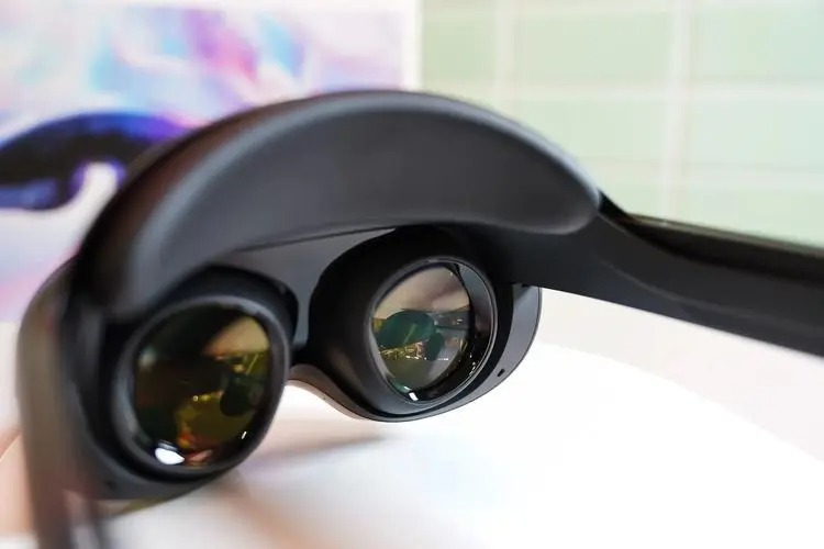 Meta将推出新款AR眼镜