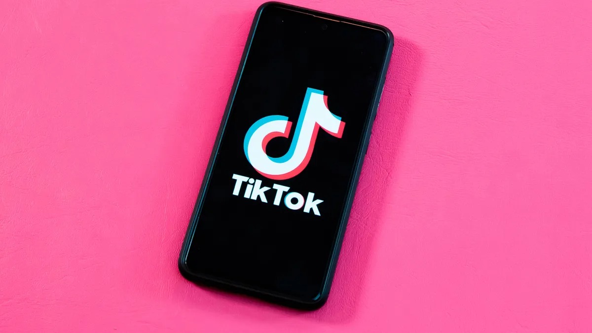 TikTok推出个性化AI语音功能