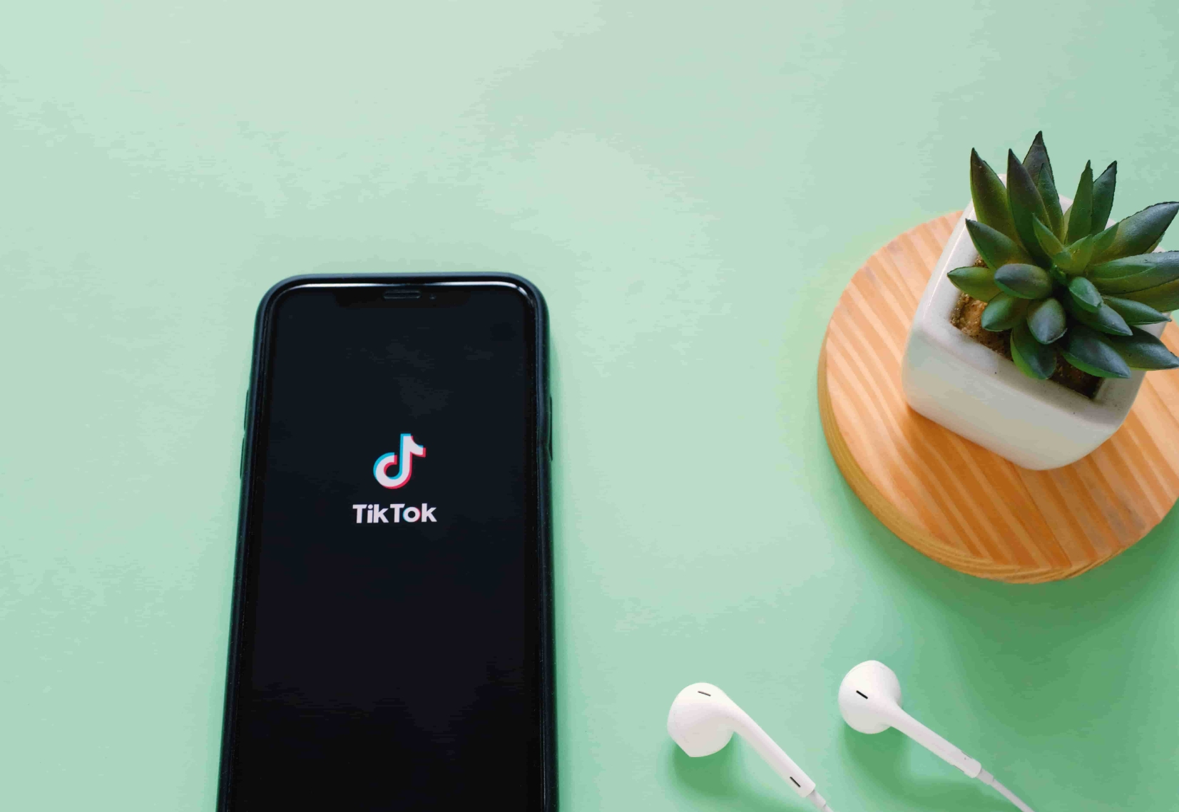 TikTok推出100万美元广告金扶持计划